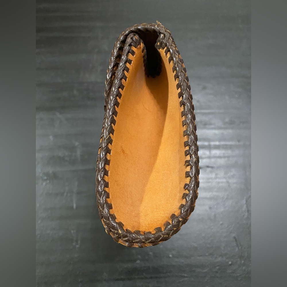 Floral embossed, handheld bag - Picture 5 of 11